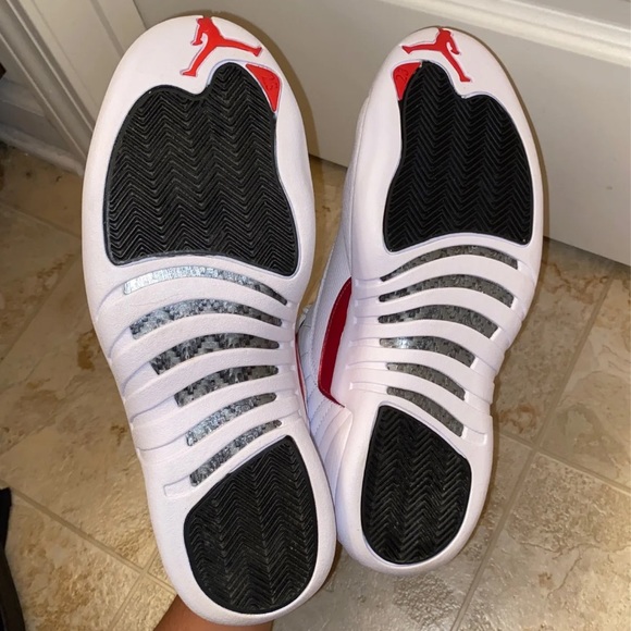 Jordan Retro 12 “Twist” - Picture 6 of 10